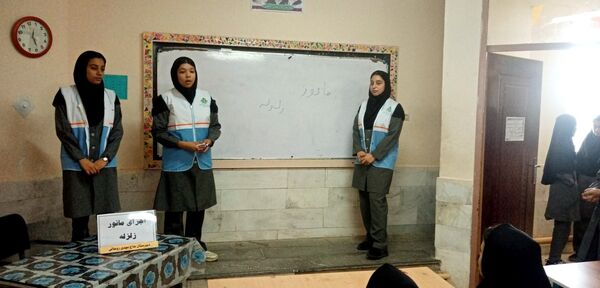 مانور زلزله در دبیرستان حاج مهدی روحانی ارغا