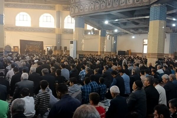 حضور شهید گمنام، حال‌وهوای نماز جمعه را متحول کرد