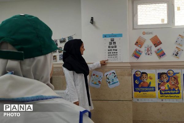 گامی در جهت ارتقای سلامت مدارس قدس؛ تجهیز و بهره‌برداری از اتاق بهداشت آموزشگاه اسماعیل‌منش ۲