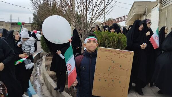 خلق حماسه سالگرد پیروزی انقلاب در روستای صرم 