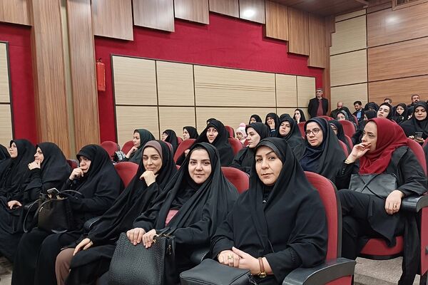 همایش جهاد تبیین در اردوگاه شهید محمد منتظری شهریار 