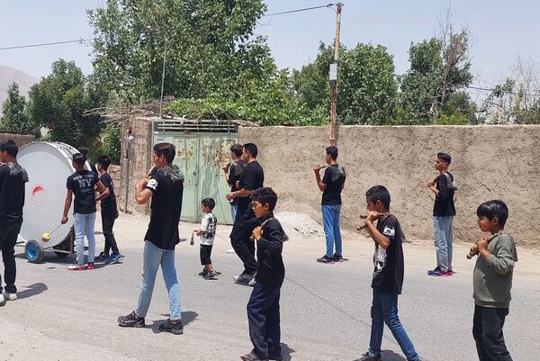مراسم عزاداری و زنجیرزنی روز عاشورا در روستای جعفرآباد بوانات