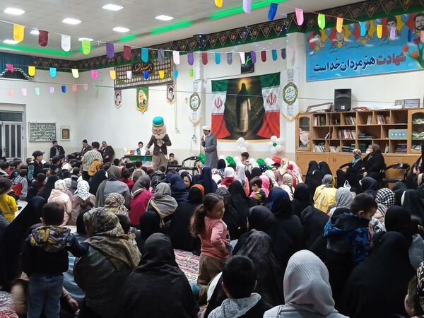جشن ولادت صاحب زمان در مسجد چهارده معصوم الغدیر