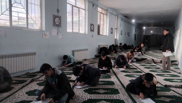 برگزاری مسابقات قرآن، عترت و نماز در دبیرستان خوارزمی نورآباد