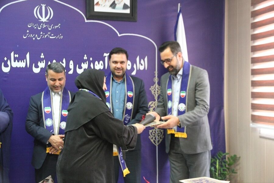 دیدار مدیرکل آموزش و پرورش خراسان شمالی با همکاران سازمان دانش‌آموزی استان و روسای سازمان دانش‌آموزی شهرستان ها