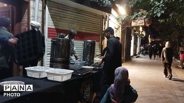 چایخانه حوزه علمیه گلشن در شب صد و پنجاه سوم 