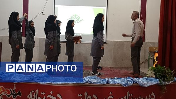 برگزاری کارگاه آموزشی پیشتازان شهرستان ساوجبلاغ 