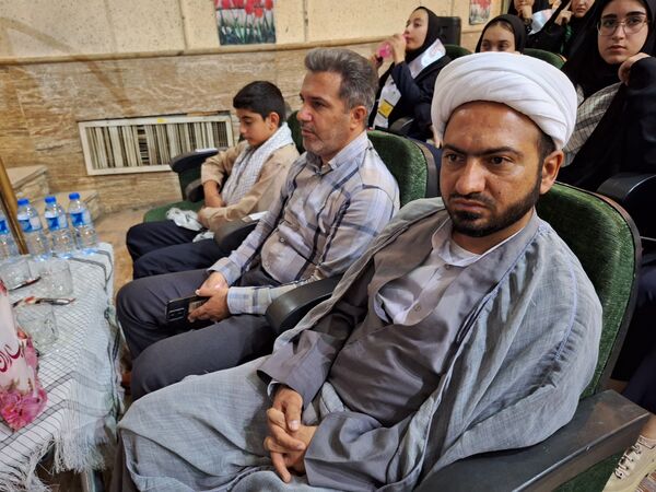 یادواره شهدای دانش‌آموز  در شهرستان مرودشت 