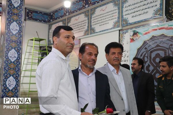 مراسم بزرگداشت روز معلم در باشت 