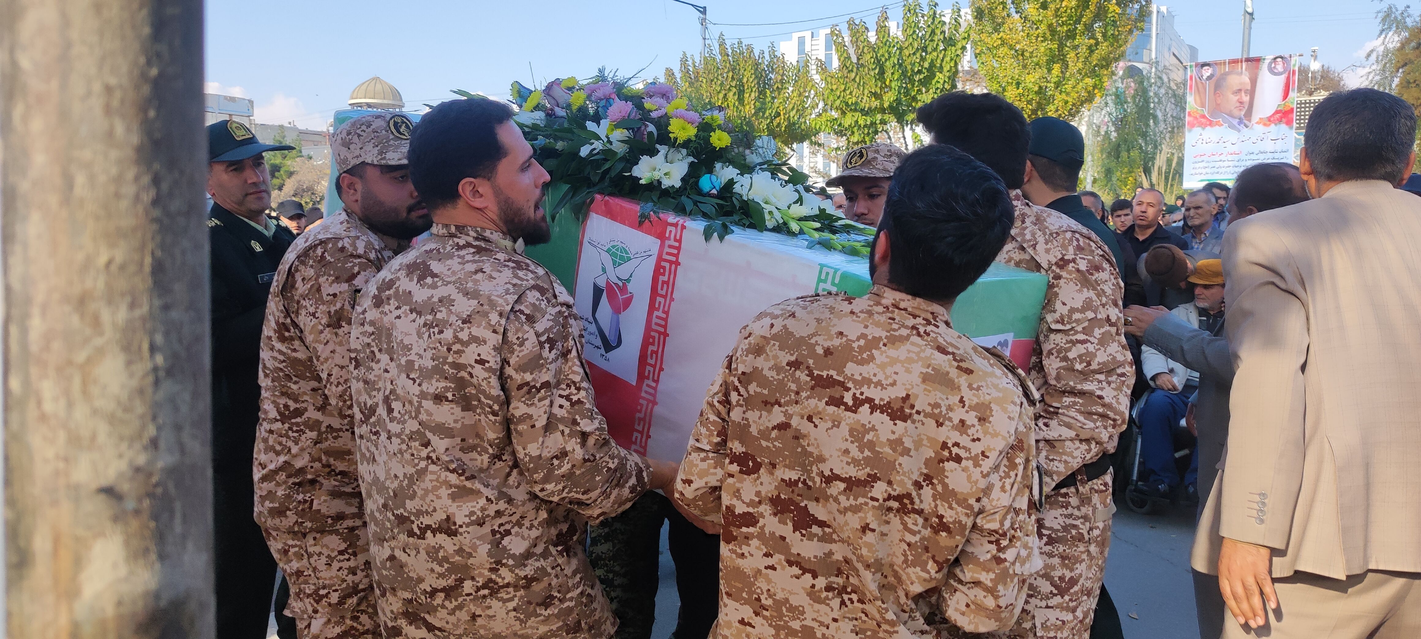 وداع با پیکر جانباز شهید، عبدالحسین خاکشور در شهرستان شیروان