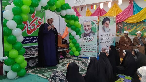  اعتکاف دانش آموزی در مدارس دشتستان 