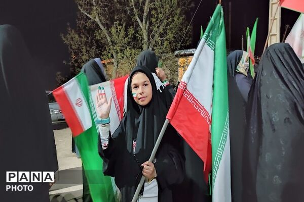 هجدهمین شب از اجتماعات خیابانی در شهر بار نیشابور