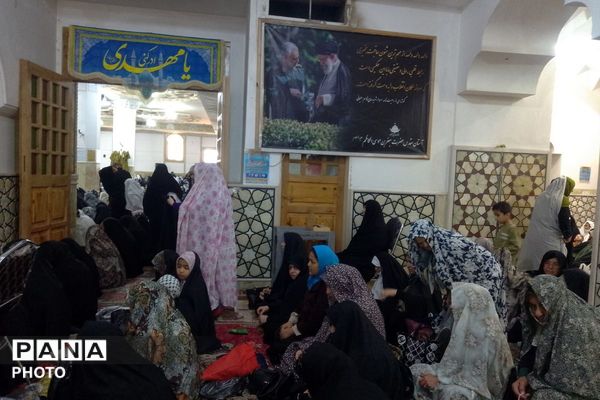 نماز جمعه شهرستان پیشوا؛ تجلیل و تکریم جایگاه امور تربیتی پس از خطبه‌ها