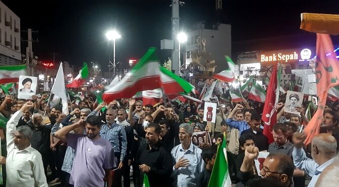 سوزاندن پرچم آمریکا و اسرائیل نماد ایستادگی در برابر استکبار