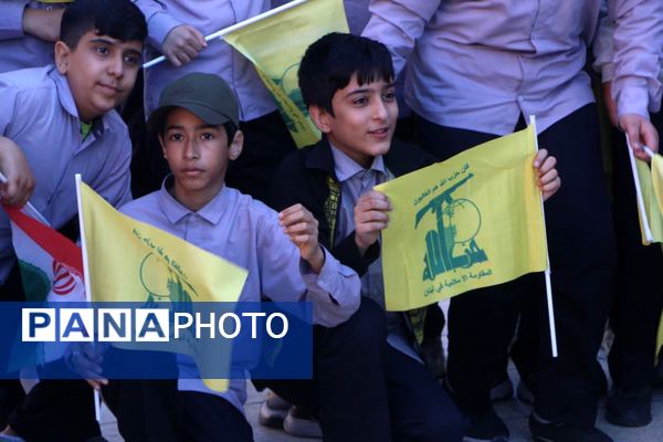 خروش دانش‌آموزان گرگانی در روز حماسه و بصیرت