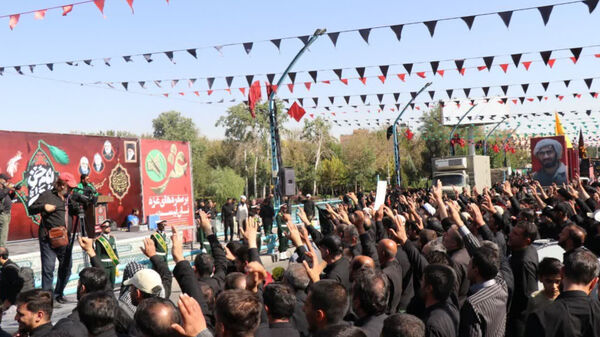 کاروان عشق و وفا از میدان بزرگمهر تا گلستان شهدا