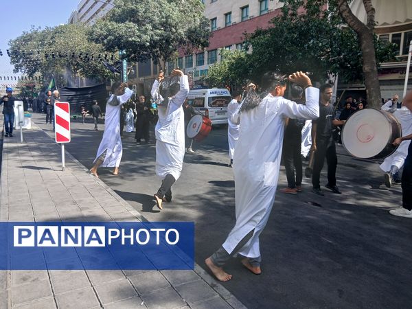 حال و هوای مشهدالرضا در روز عاشورای حسینی