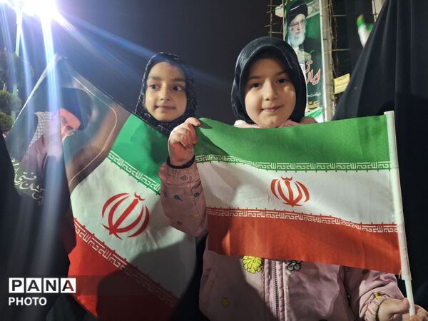 شکوه حضور آزادشهری ها در تجمعات