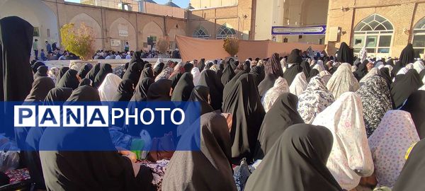 برگزاری نماز عید سعید فطر در خلیل آباد