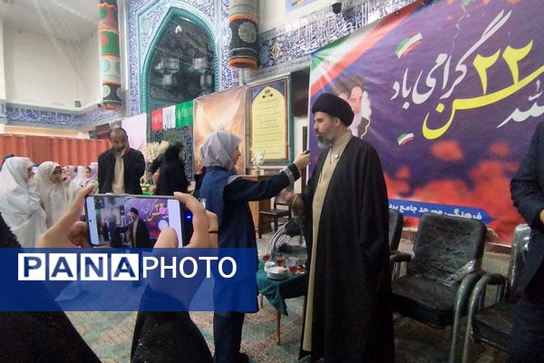 آیین جشن تکلیف دانش‌آموزان دختر شهرستان پردیس در فضایی معنوی و باشکوه