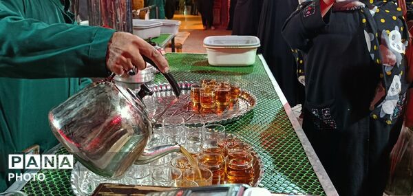فعالیت چایخانه حضرت زهرا مسجد جامع شهرستان نیشابور