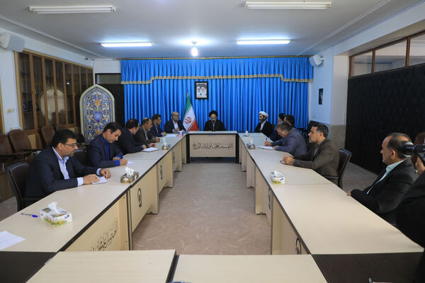 دیدار مدیران آموزش‌ و‌ پرورش خراسان‌جنوبی با نماینده ولی‌فقیه در استان 