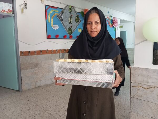 جشن شکوفه‌های دبستان ناهیدنخودی نیشابور