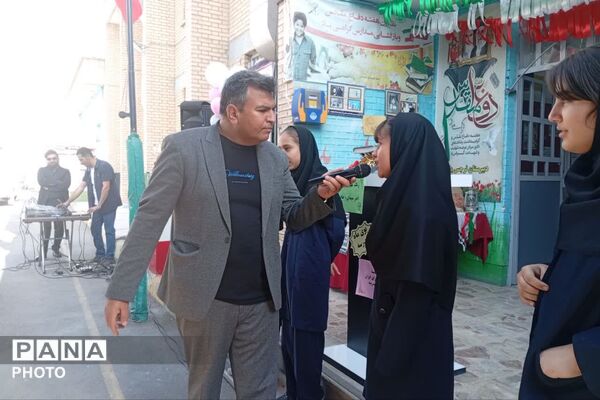 آیین بازگشایی مدارس و گرامیداشت هفته دفاع مقدس در دبیرستان نرجس شیراز