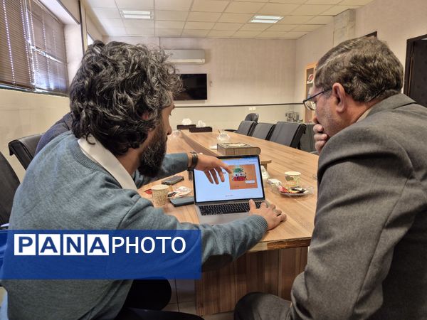 تفاهم‌نامه همکاری سازمان دانش‌آموزی فارس با بازیت