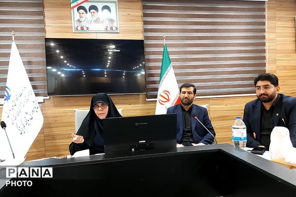 نشست تخصصی مسئولین امور اداری مناطق ۲۱ گانه شهرستانهای تهران در کهریزک