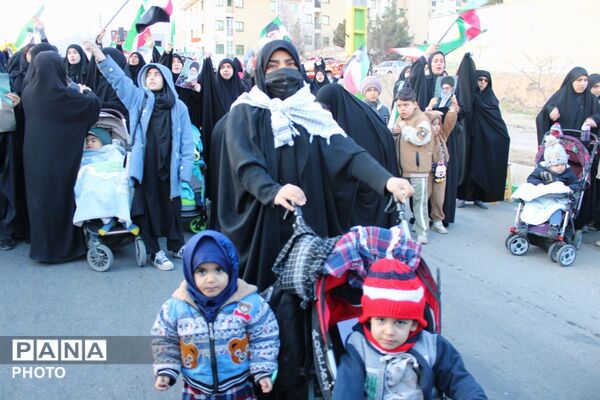 اجتماع خونخواهان و منتقمین شهادت حضرت آیت الله الامام شهید سید علی خامنه ای در پردیس