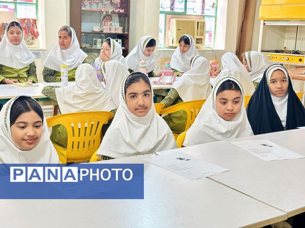 بازدید دانش‌آموزان حضرت معصومه(س) شاهد از پژوهش‌سرای رازی