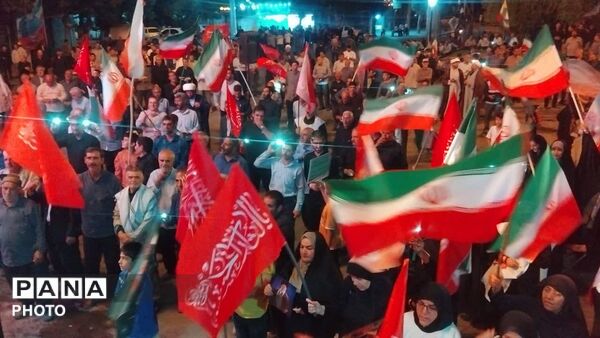 صد و پنجاه و پنجمین شب تجمعات بیعت با رهبری در نورآباد 
