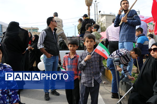 حضور پرشور دهه نودی‌های جهرمی در جشن انقلاب - 1