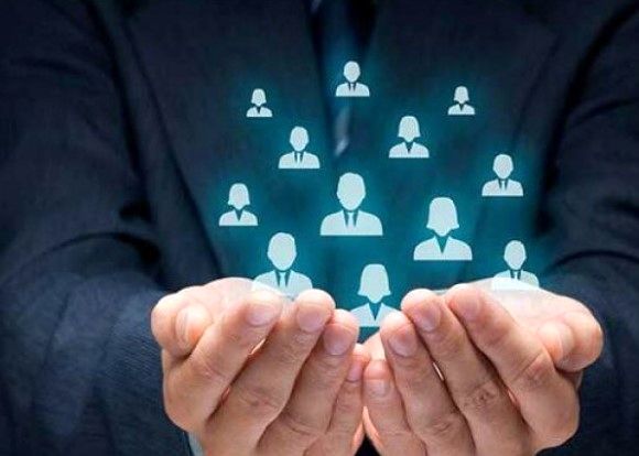 خروج ۳۰۰ میلیون دلاری ارز از کشور نتیجه محدودیت جذب پزشک