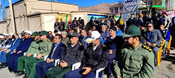 آیین گلباران تمثال امام خمینی(ره) در شهرستان کوهسرخ