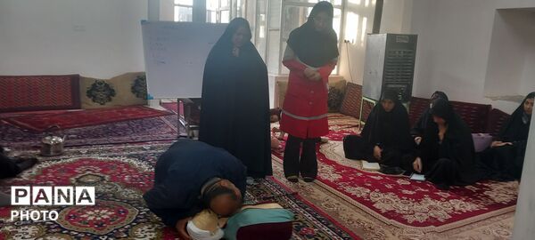 دوره‌ ی آموزشی کمک‌های اولیه و امداد و نجات در روستای سربالا