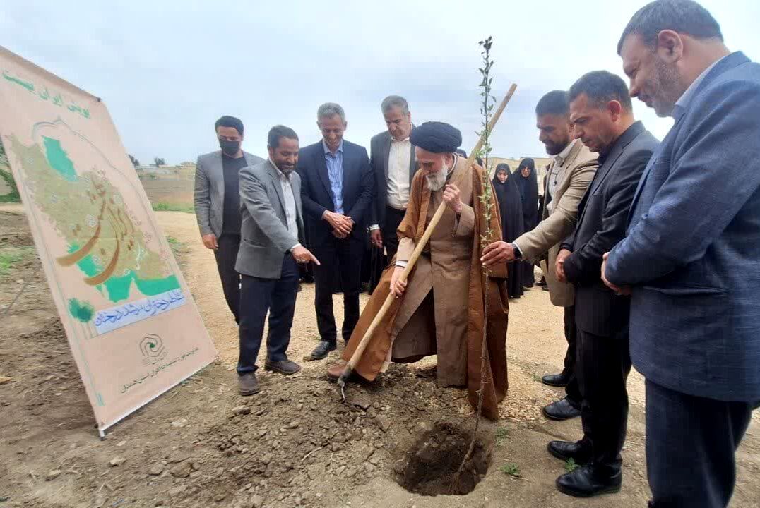 پویش «ایران بهشت» ؛ گامی سبز در راستای توسعه پایدار و حفظ محیط‌زیست در همدان