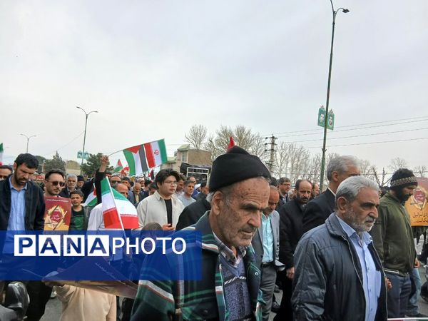 حضور پرشور مردم همیشه در صحنه محمدشهر در راهپیمایی روز قدس 
