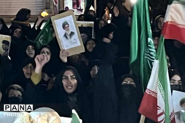 فیروزکوهی‌ها ساعاتی بعد از تحویل سال هم قرار شبانه را فراموش نکردند