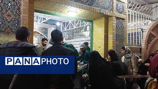 مسجد مرتضوی ارگ میزبان مردم در شب میلاد حضرت مهدی (ع) 