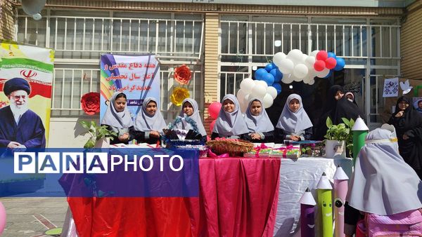 مراسم جشن شکوفه‌‎ها در دبستان شاهد حاج تقی آقا بزرگ مشهد 