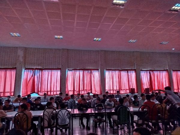 روزی با نشاط و عالی برای دانش آموزان دبیرستان نمونه دولتی دانش