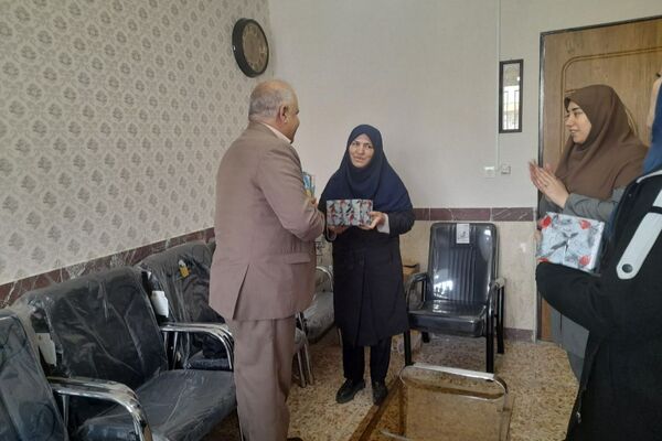 بازدید مدیر و کارشناسان سازمان دانش‌آموزی کردستان از مدارس سنندج