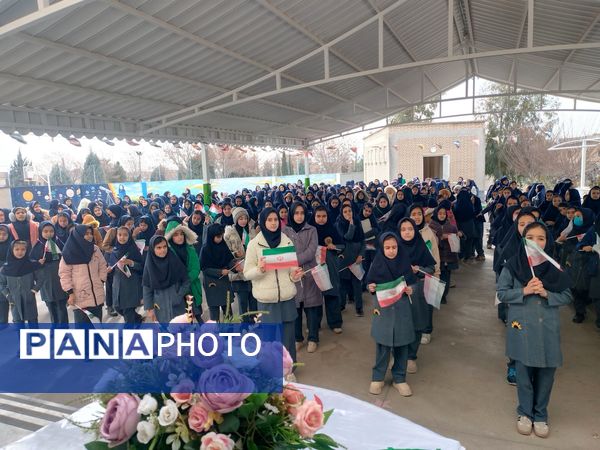 جشن میلاد امام زمان(عج) در دبستان فرهنگ فرازمند