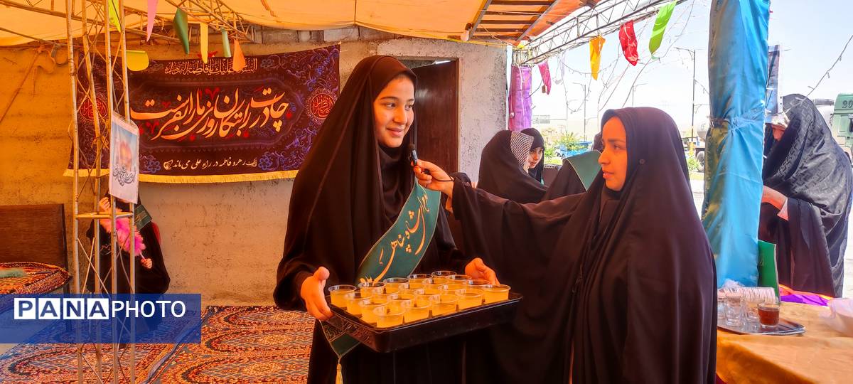 همکاری خادمیاران مدرسه فاطمیه با چایخانه دانش‌آموزی حضرت رضا (ع) در شیروان