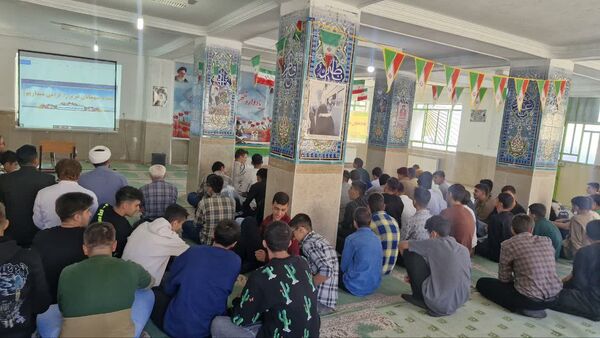 یادواره شهدای دانش‌آموز دبیرستان نمونه علامه امینی سی‌سخت