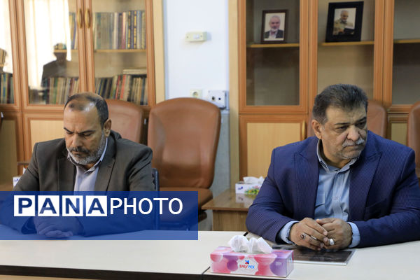 دیدار مدیران آموزش‌ و‌ پرورش خراسان‌جنوبی با نماینده ولی‌فقیه در استان 