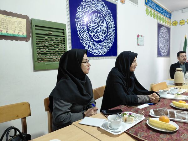 جلسه  مدیران متوسطه اول مدارس در دبیرستان شهرآرا دو