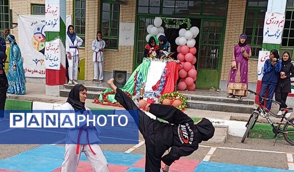 المپیاد ورزشی در دبیرستان عشایری تربیت سیرجان 